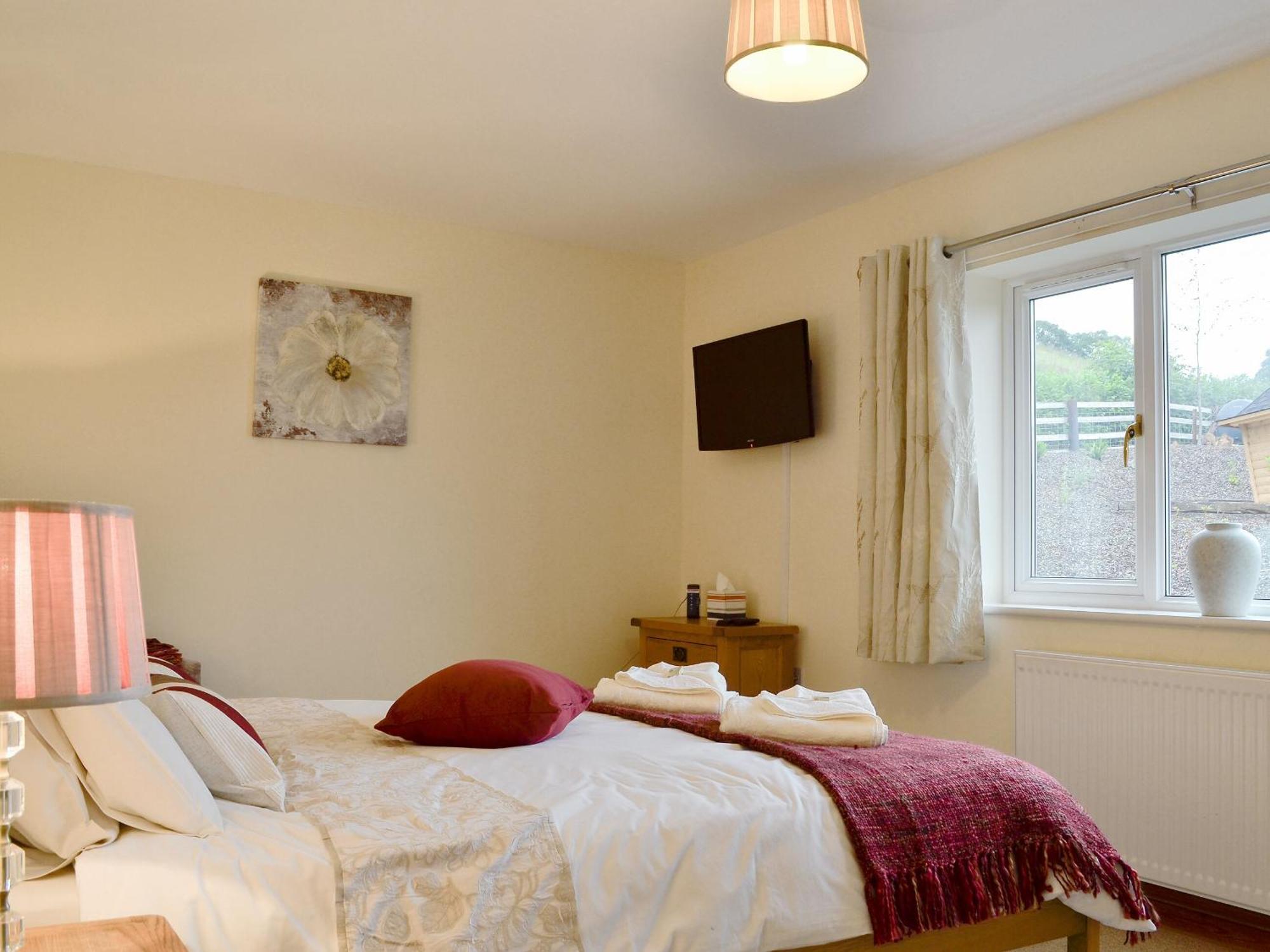 Castle View Villa Llanbadarn Fynydd Ngoại thất bức ảnh